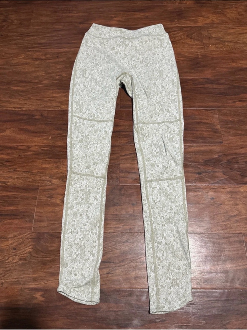 Gymshark Light Heather Khaki/Greenish color Seam-Detail Leggings